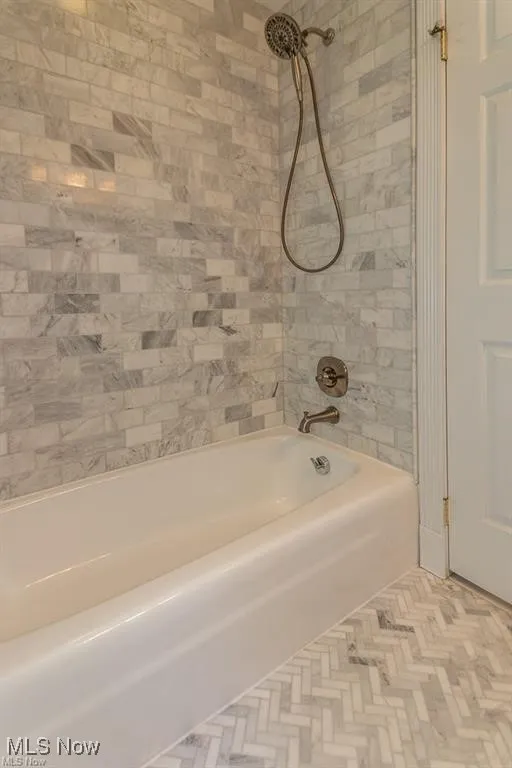 38195 Dodds Hill Drive, Willoughby Hills, Ohio 44094,MLS Now Listing ID