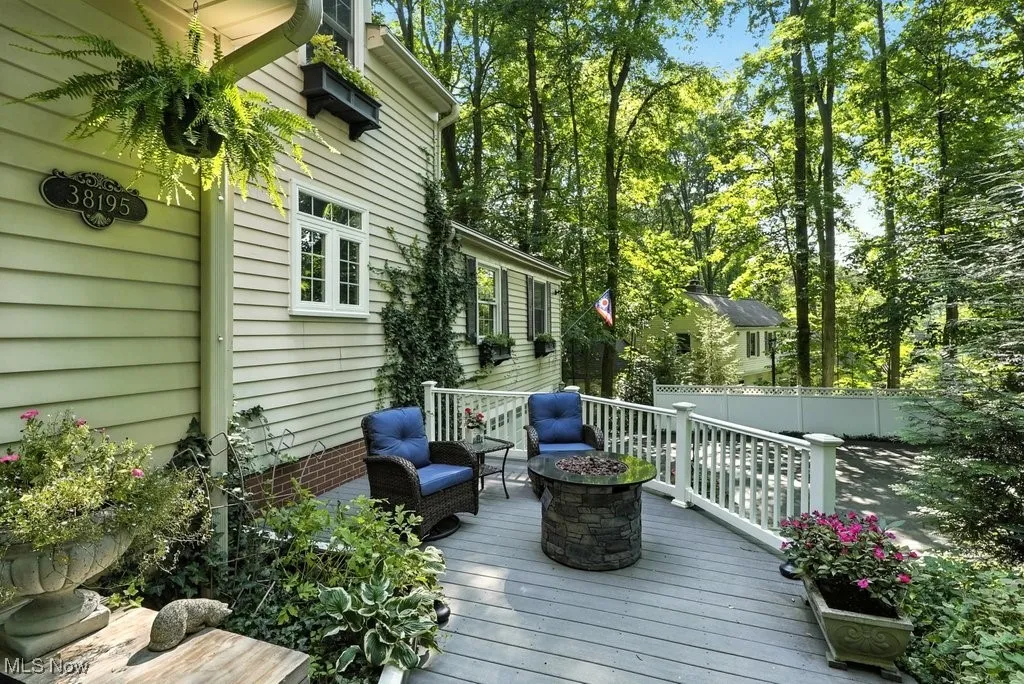 38195 Dodds Hill Drive, Willoughby Hills, Ohio 44094,MLS Now Listing ID