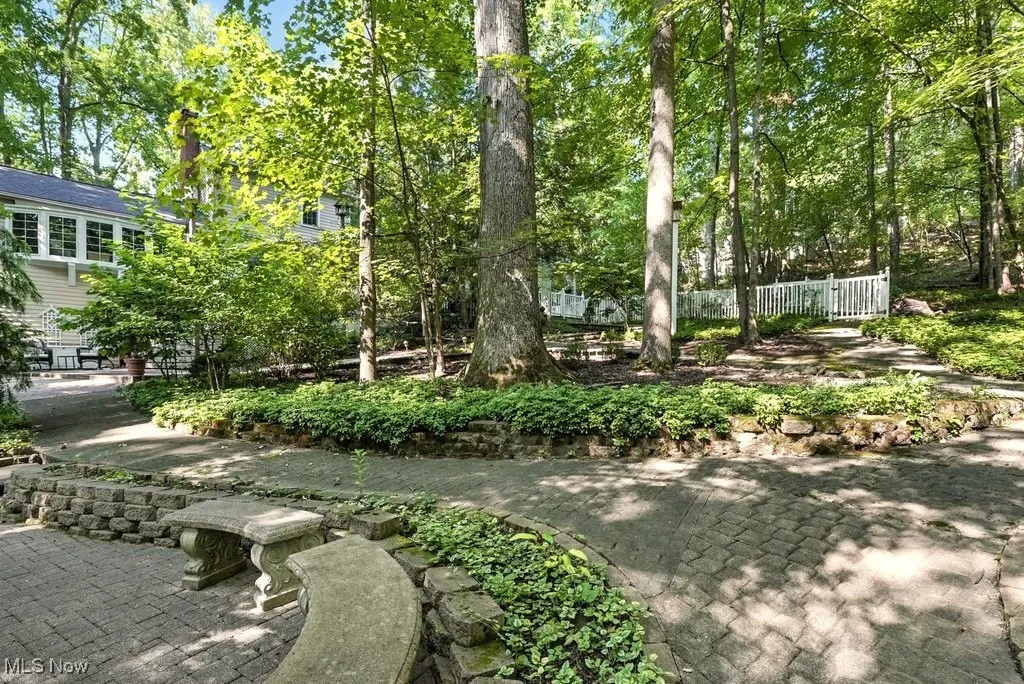 38195 Dodds Hill Drive, Willoughby Hills, Ohio 44094,MLS Now Listing ID