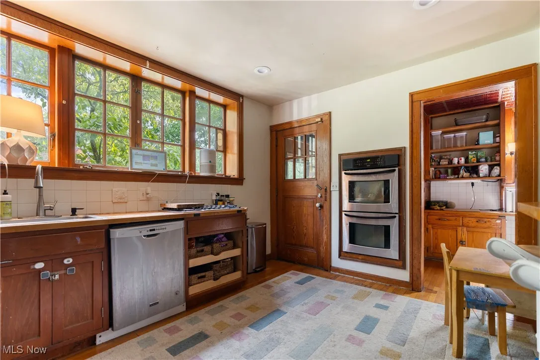 10324 Lake Avenue, Cleveland, Ohio,MLS Now Listing ID