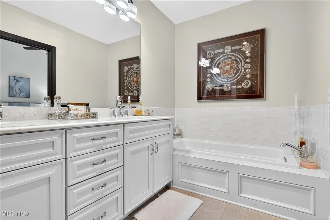 39489 Tudor Drive, Willoughby, Ohio 44094,MLS Now Listing ID