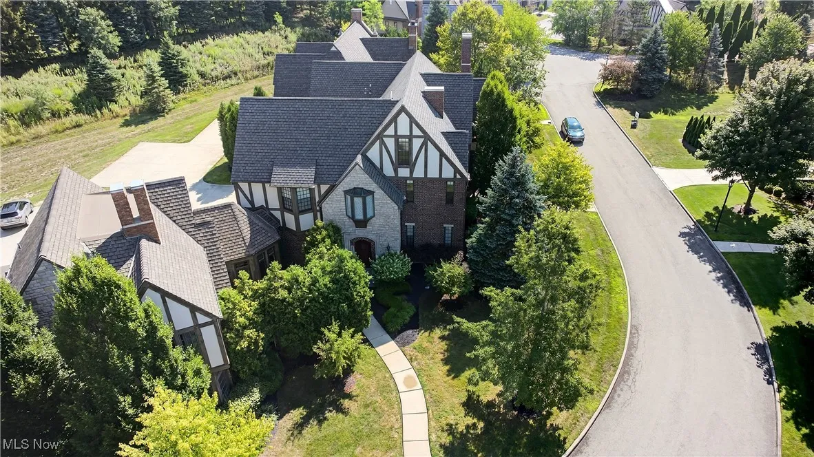 39489 Tudor Drive, Willoughby, Ohio 44094,MLS Now Listing ID