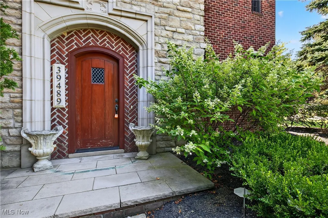 39489 Tudor Drive, Willoughby, Ohio 44094,MLS Now Listing ID