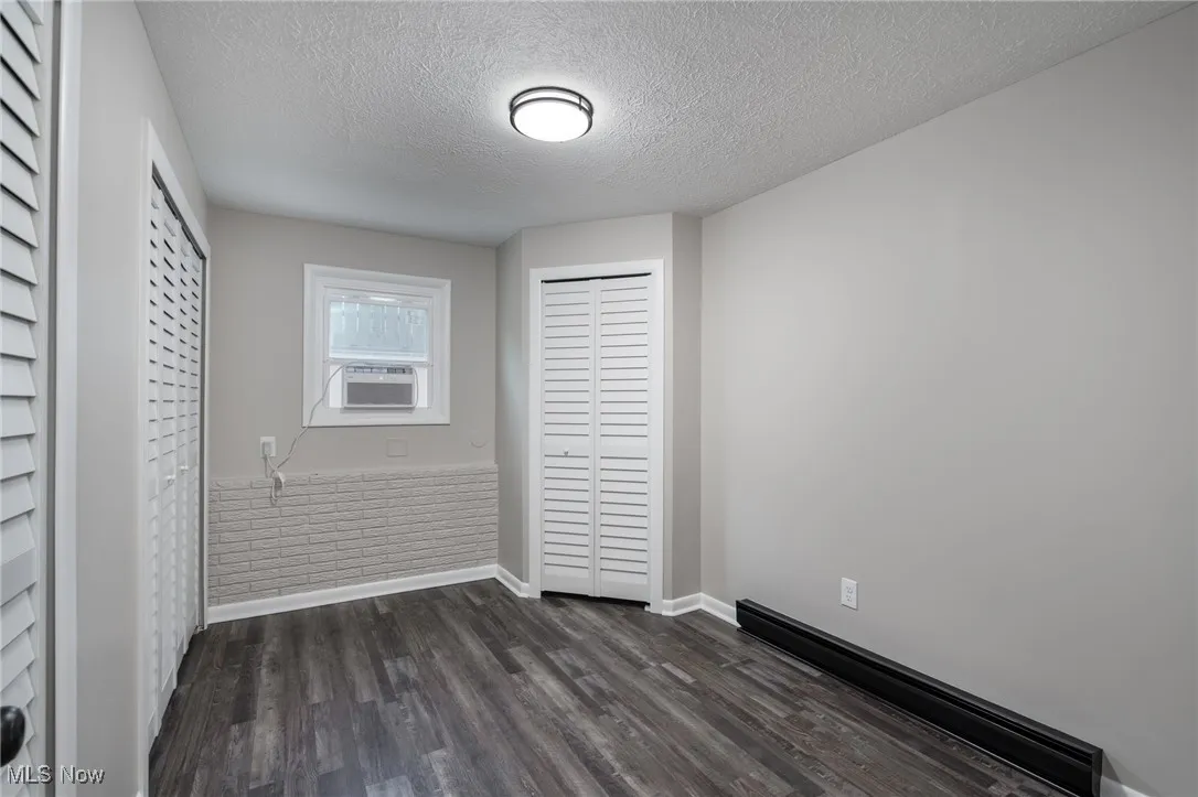 4th bedroom/office with stackable laundry closet