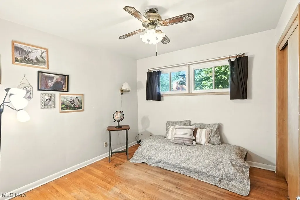 additional upstairs bedroom