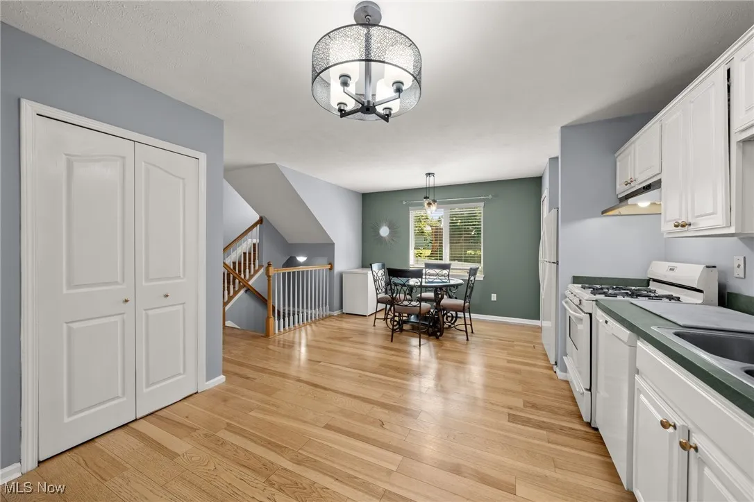 1821 Stone Manor Circle, Brunswick, Ohio,MLS Now Listing ID
