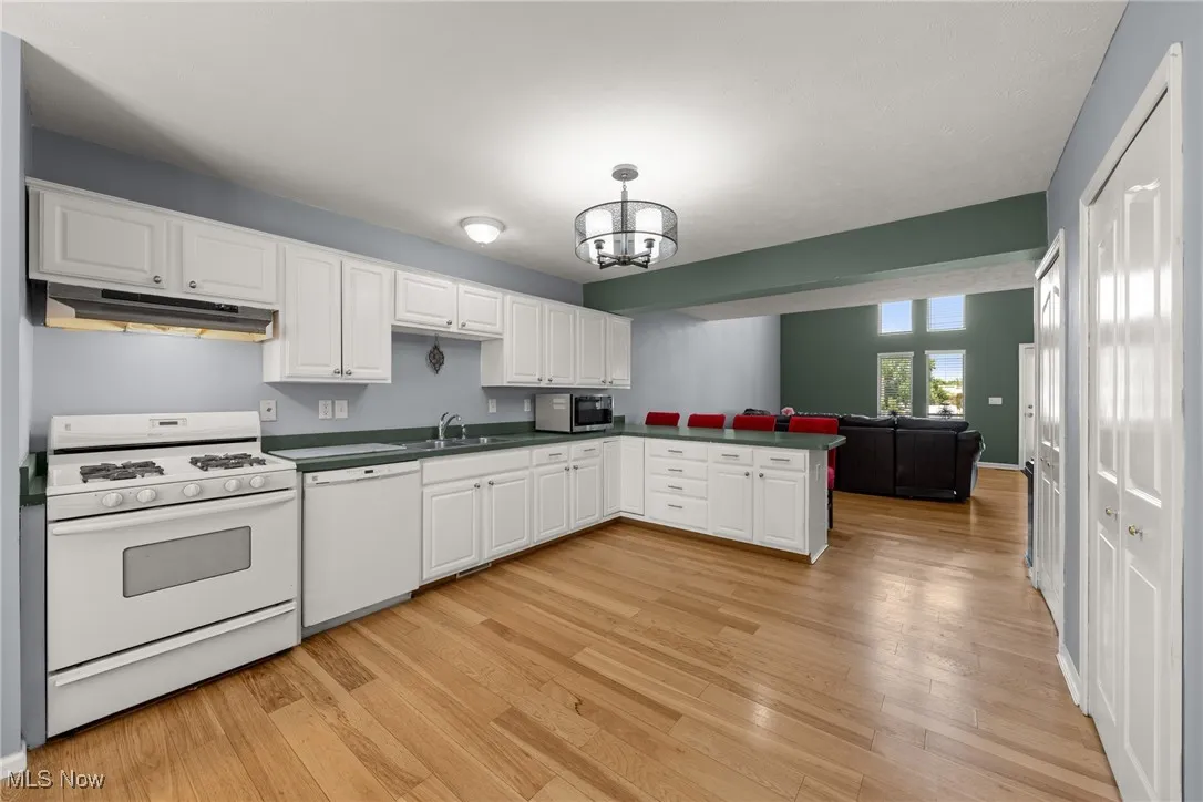 1821 Stone Manor Circle, Brunswick, Ohio,MLS Now Listing ID