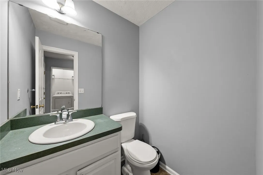 first floor 1/2 bath
