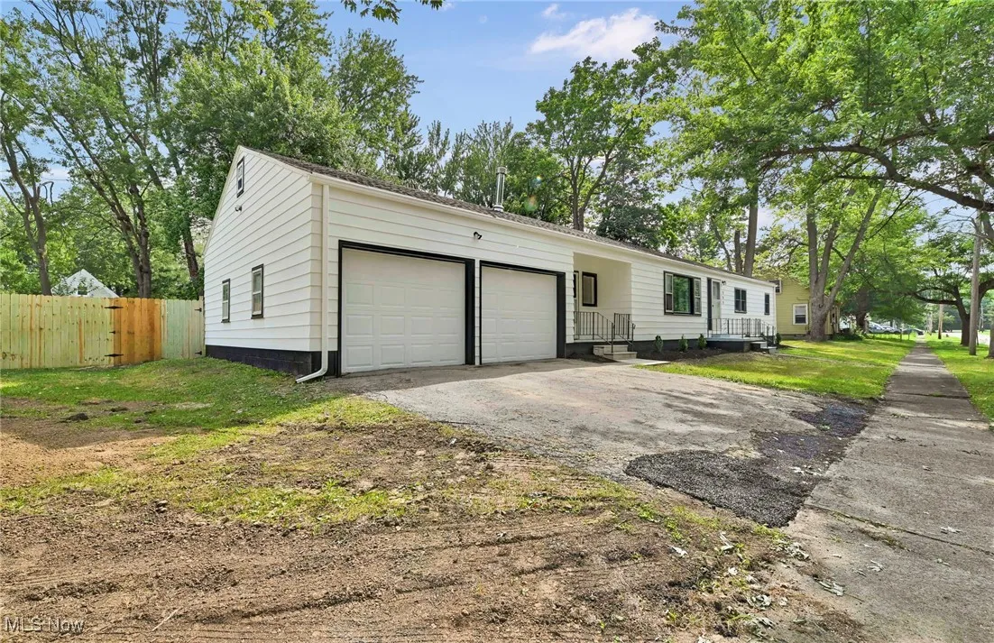 555 Purdue Avenue, Elyria, Ohio,MLS Now Listing ID