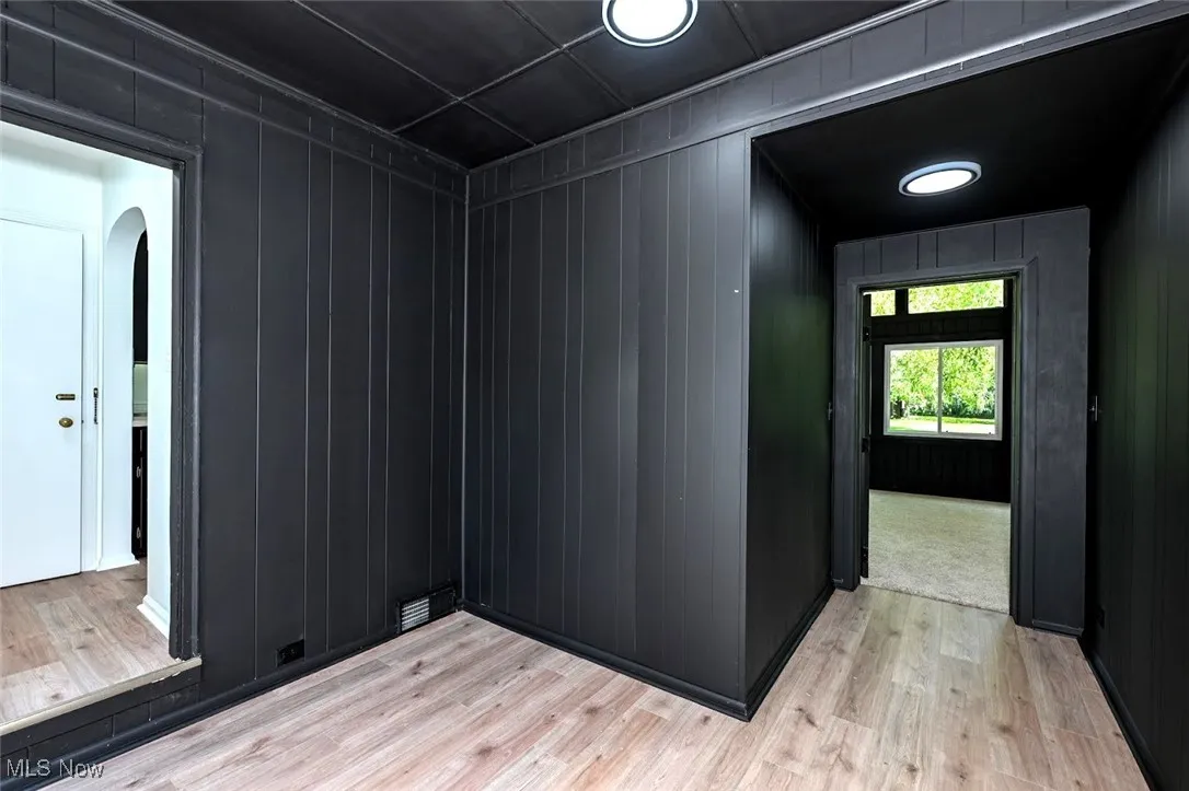 *MUD ROOM OFF OF GARAGE ~