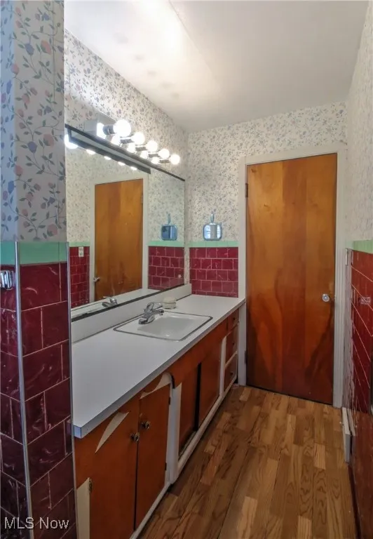 402 Douglas Boulevard, Richmond Heights, Ohio,MLS Now Listing ID