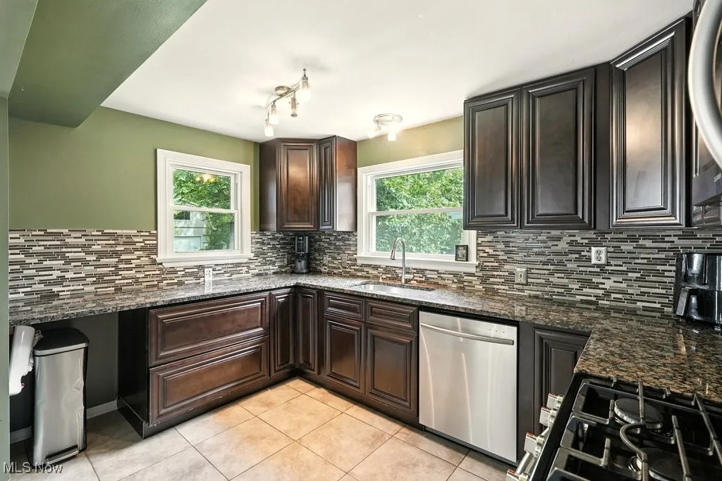 7141 Kleber Court, Independence, Ohio 44131,MLS Now Listing ID