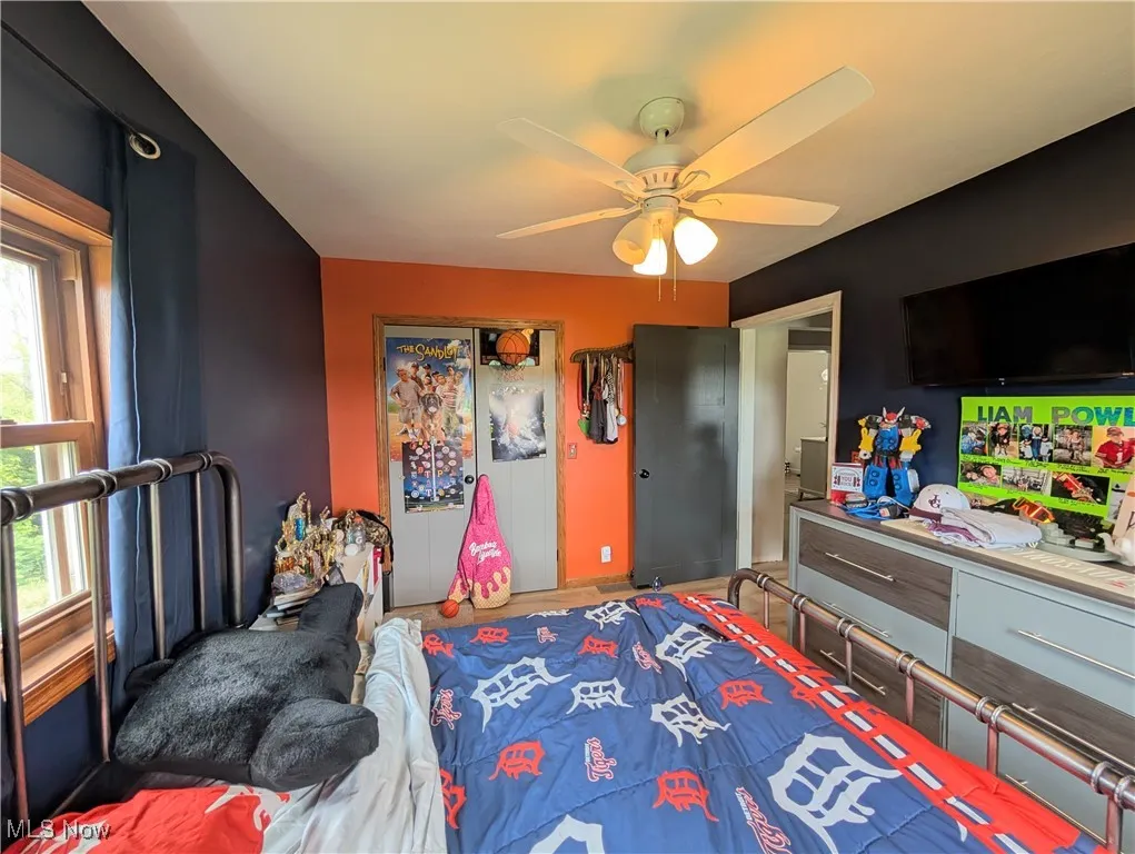 Bedroom with a ceiling fan