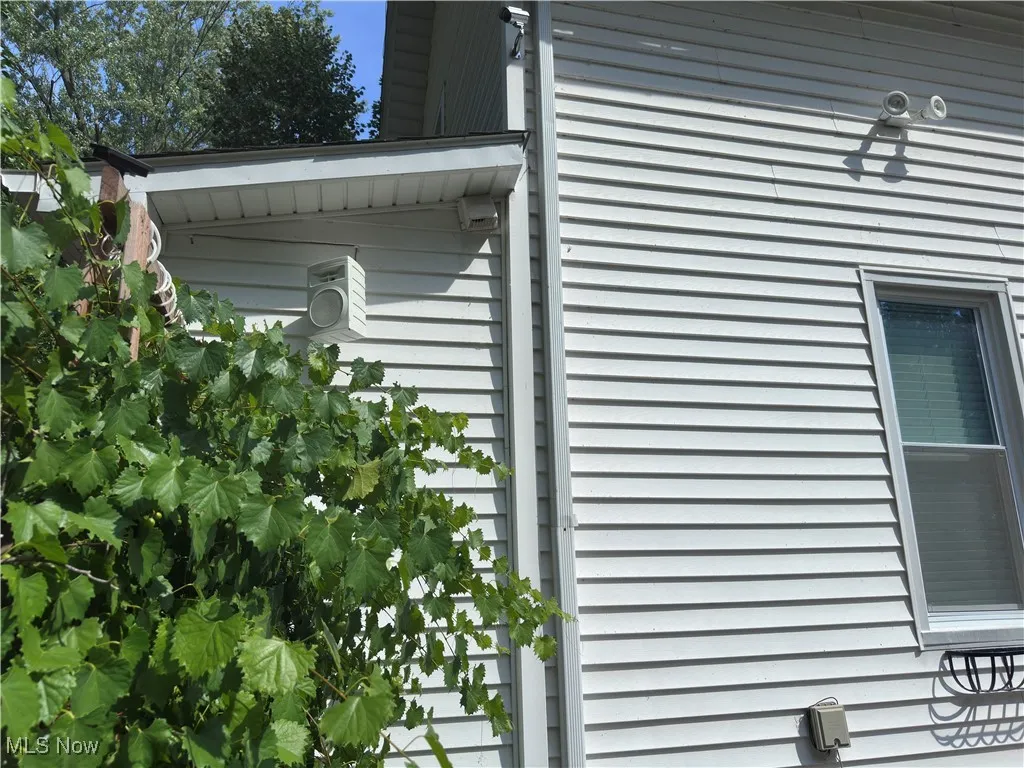View of side of property