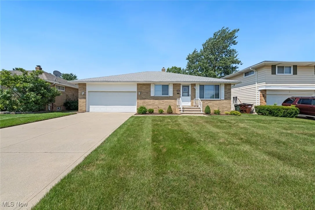 6880 Lynett Drive, Parma, Ohio,MLS Now Listing ID