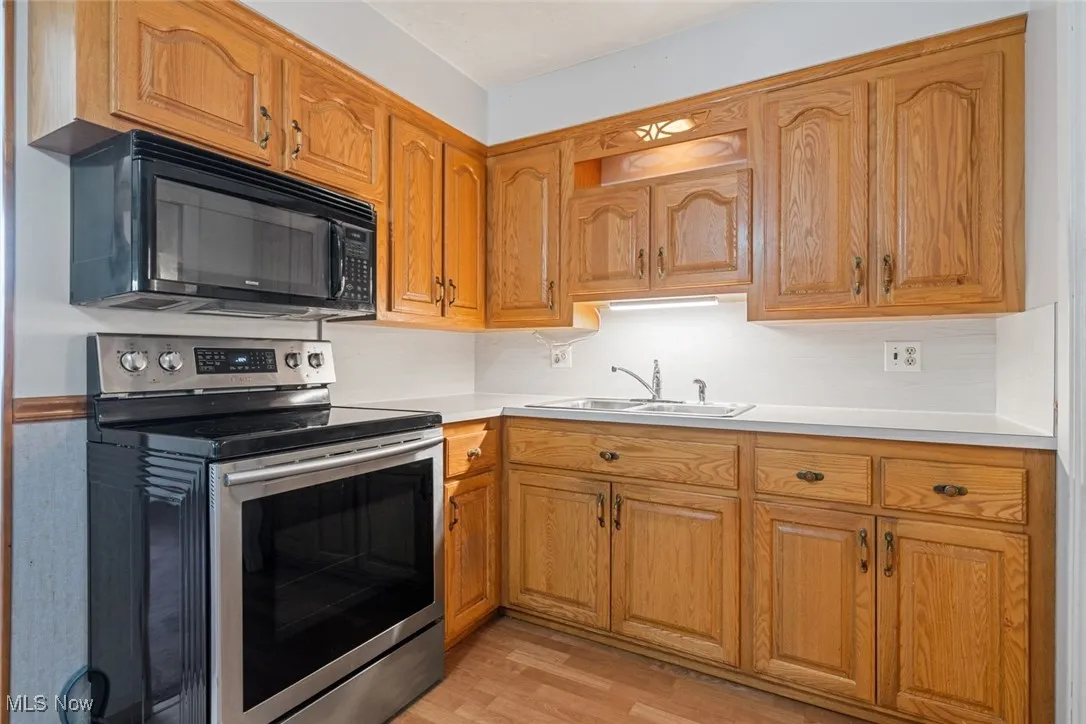6880 Lynett Drive, Parma, Ohio,MLS Now Listing ID