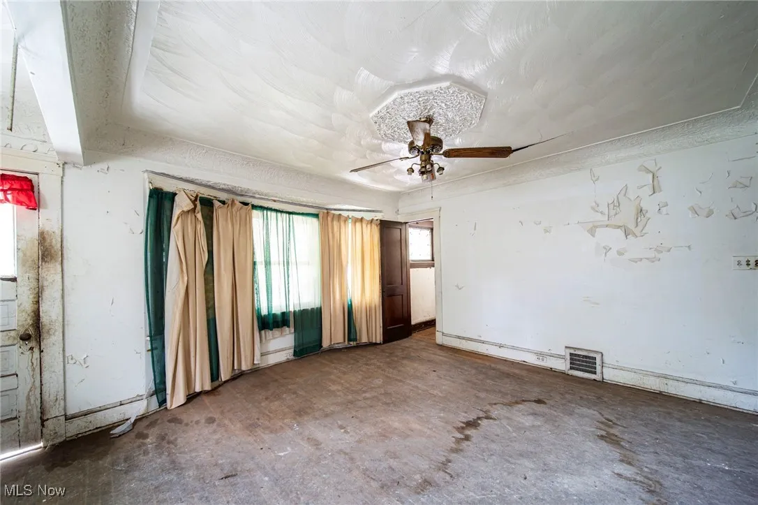 10525 Gooding Avenue, Cleveland, Ohio 44108,MLS Now Listing ID