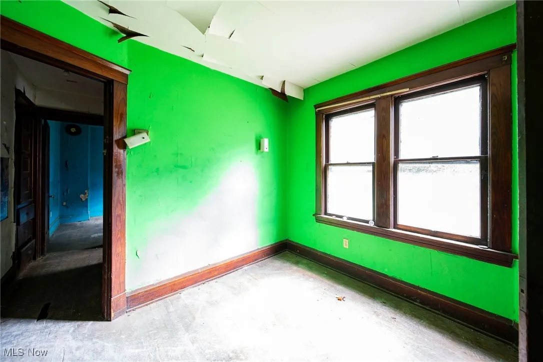 10525 Gooding Avenue, Cleveland, Ohio 44108,MLS Now Listing ID