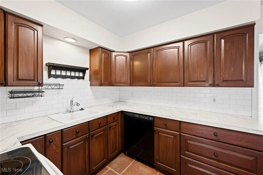 11 Meadowlawn Drive # 11, Mentor, Ohio 44060,MLS Now Listing ID