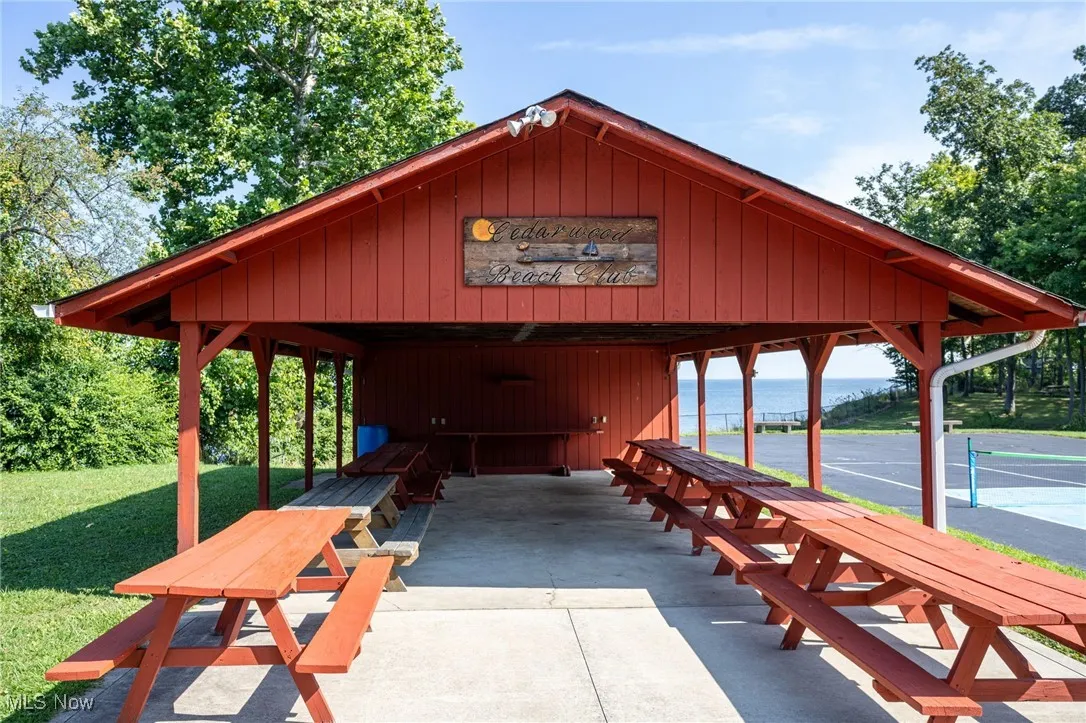 Cedarwood Beach Club, 2 minute drive, 8 minute walk.