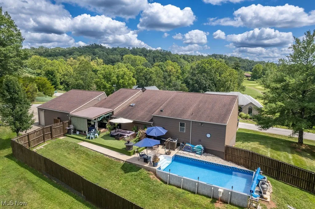 15 Oakmont Drive, Belpre, Ohio 45714,MLS Now Listing ID