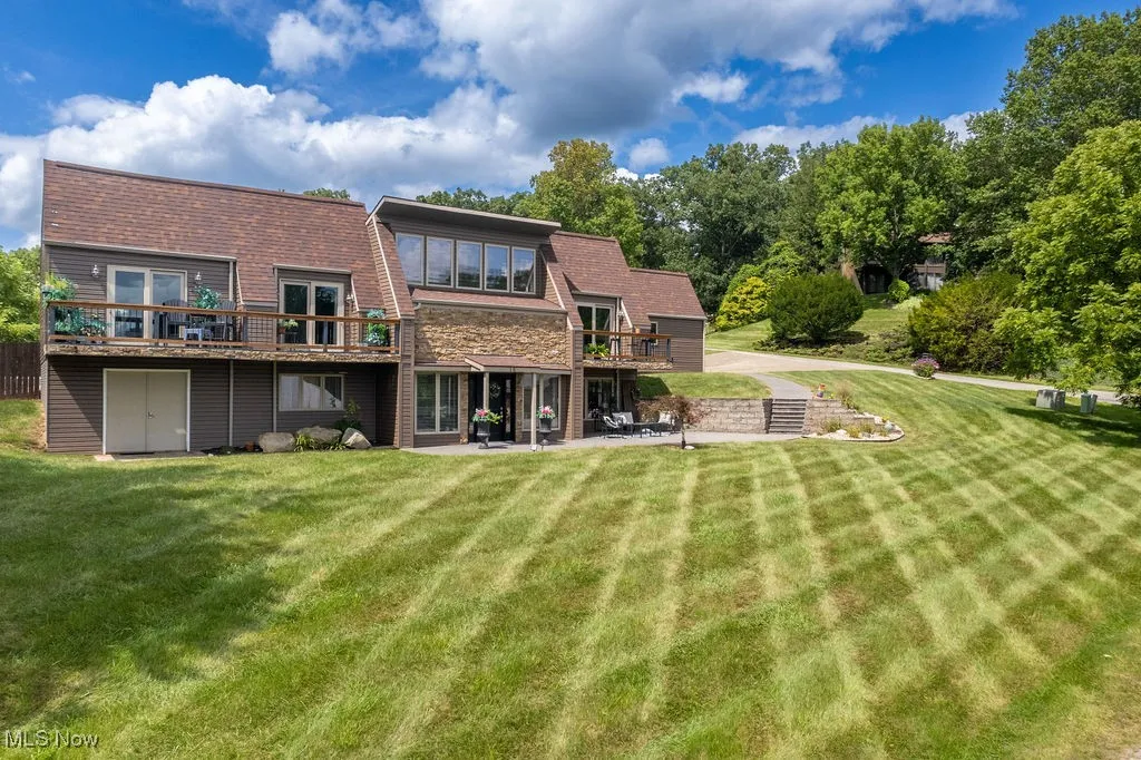 15 Oakmont Drive, Belpre, Ohio 45714,MLS Now Listing ID