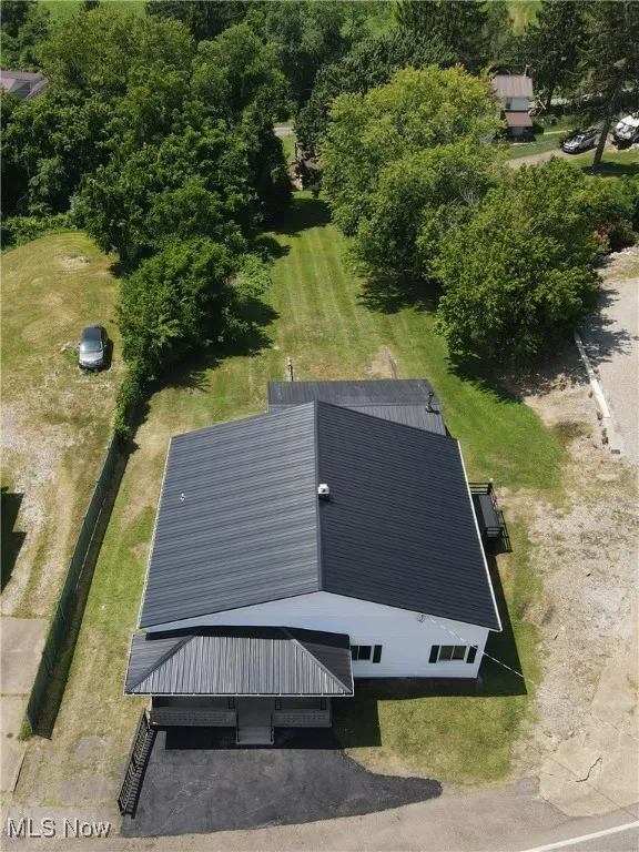 Aerial view of property and surrounding area