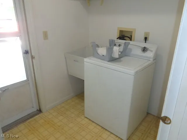 Washer Stays