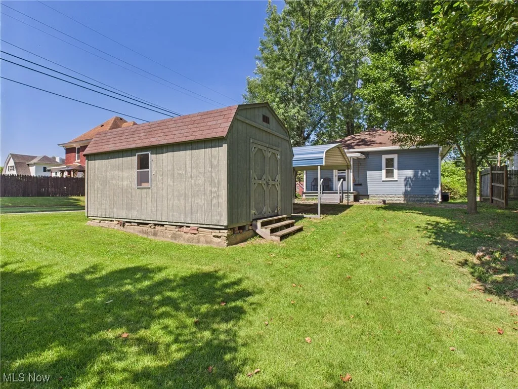 819 W 4th Street, Williamstown, West Virginia 26187,MLS Now Listing ID