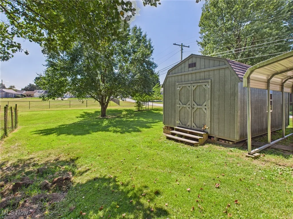 819 W 4th Street, Williamstown, West Virginia 26187,MLS Now Listing ID