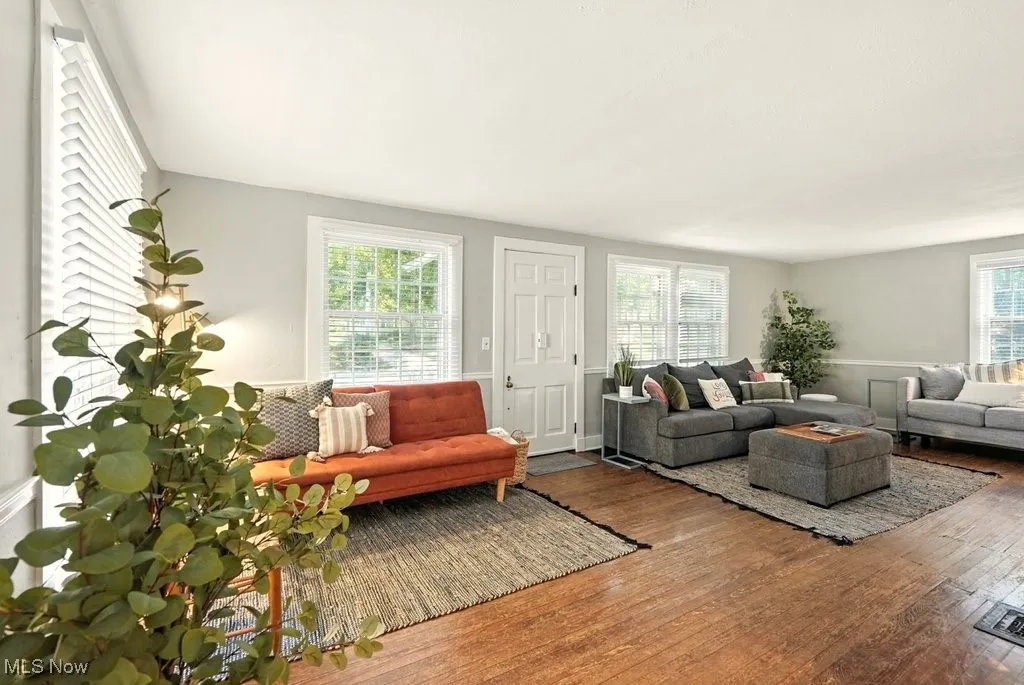 122 S Main Street, Chagrin Falls, Ohio 44022,MLS Now Listing ID