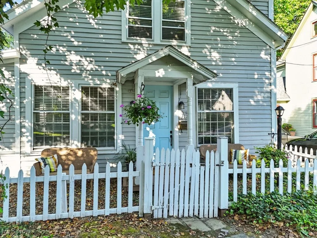 122 S Main Street, Chagrin Falls, Ohio 44022,MLS Now Listing ID