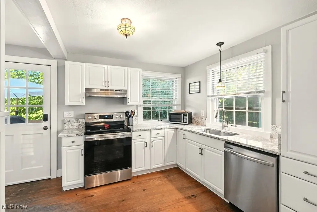 122 S Main Street, Chagrin Falls, Ohio 44022,MLS Now Listing ID