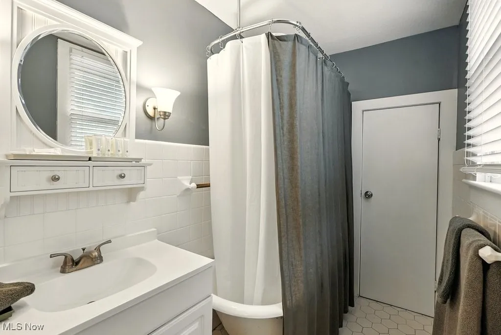 122 S Main Street, Chagrin Falls, Ohio 44022,MLS Now Listing ID