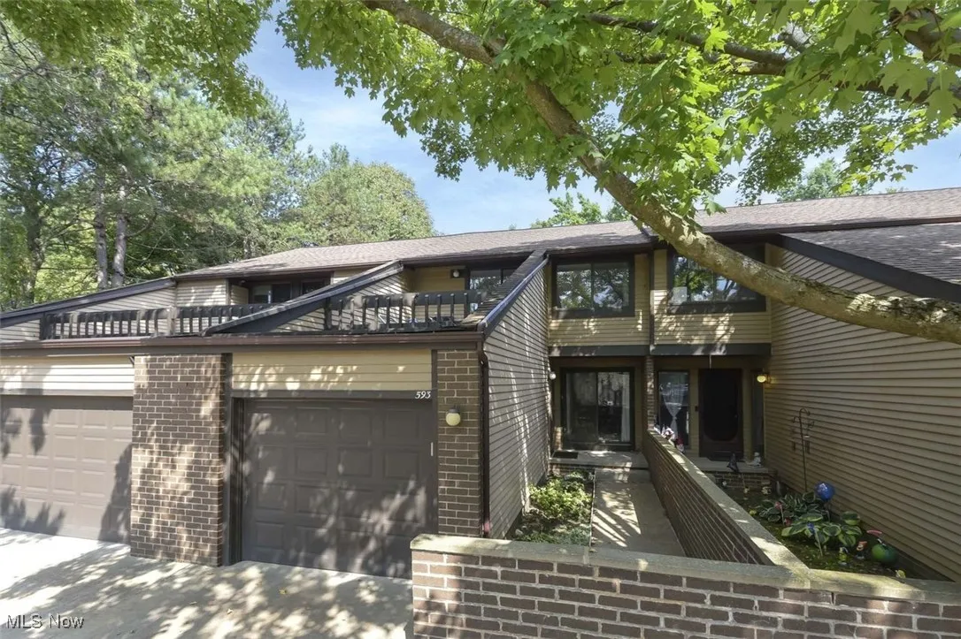 593 Dade Lane, Richmond Heights, Ohio 44143,MLS Now Listing ID