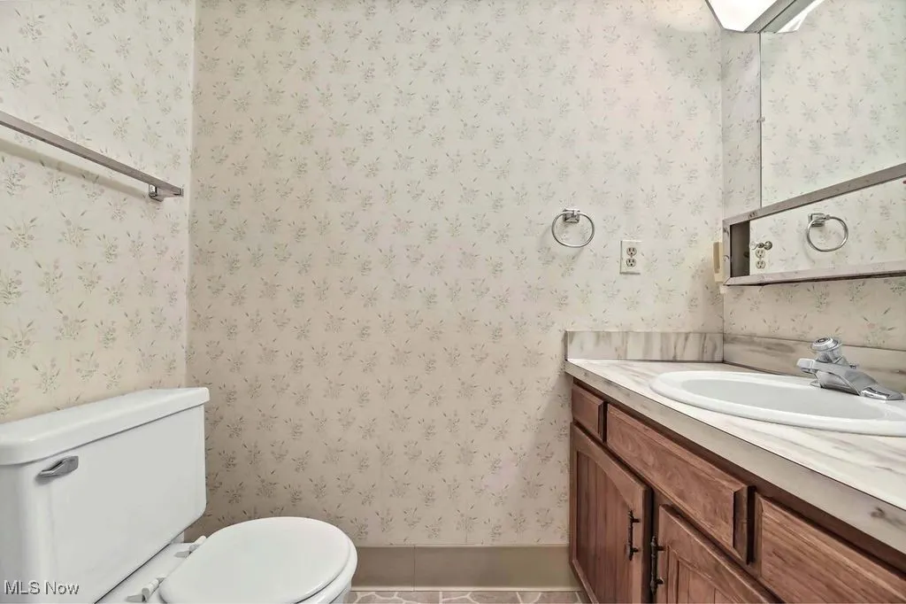 593 Dade Lane, Richmond Heights, Ohio 44143,MLS Now Listing ID