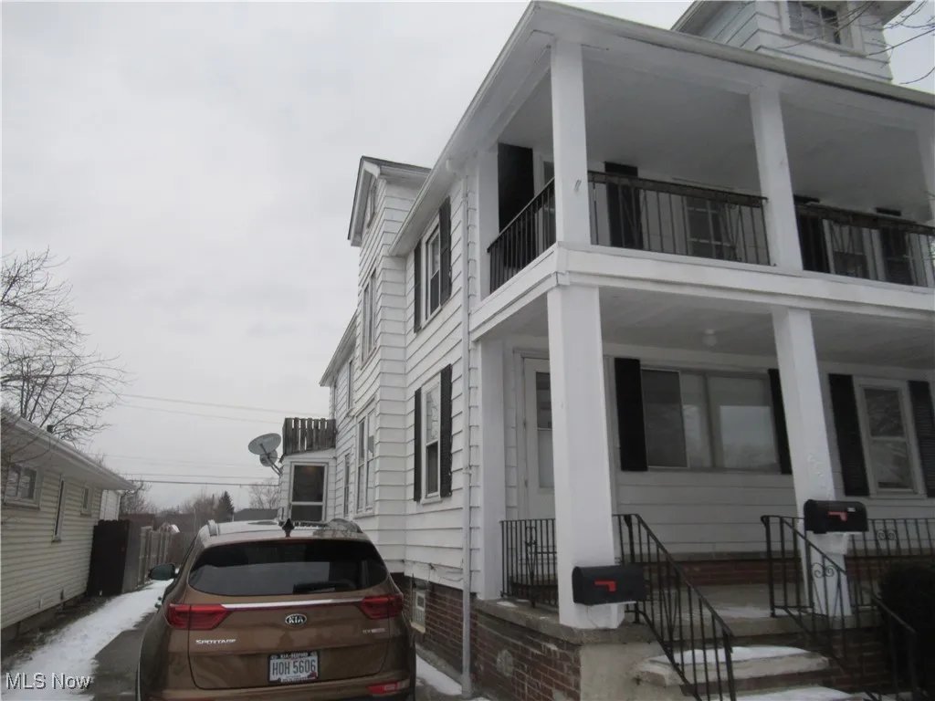 View of side of property