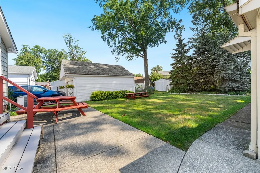 327 E 280th Street, Euclid, Ohio 44132,MLS Now Listing ID
