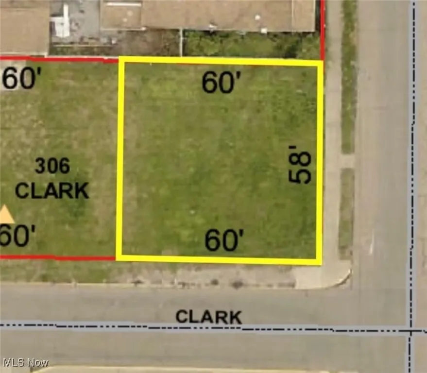 Aerial map of property and surrounding area featuring property boundaries highlighted