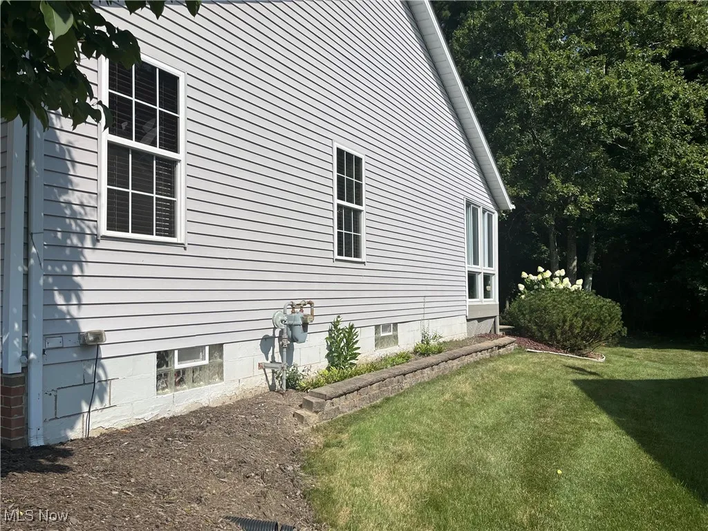 302 Bridgewater Lane, Chardon, Ohio 44024,MLS Now Listing ID