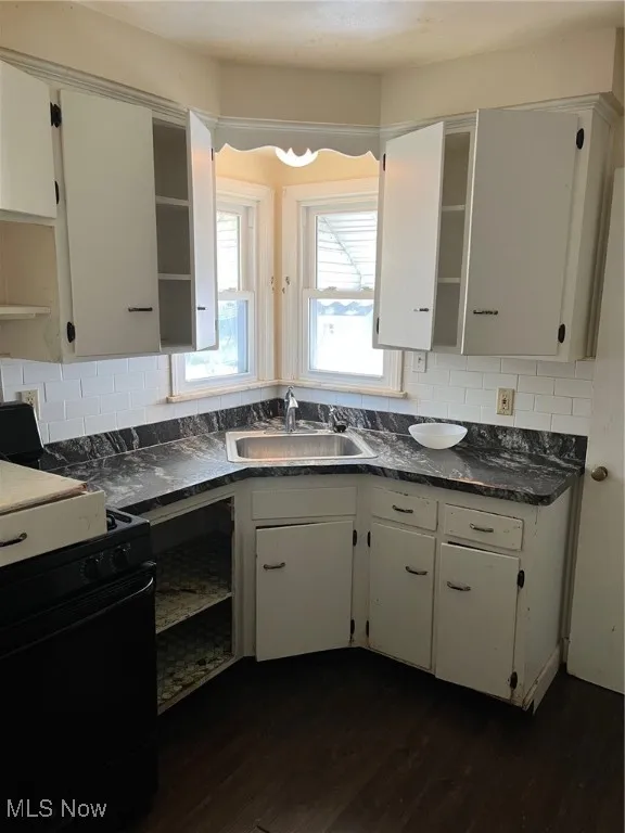 330 E 264th Street, Euclid, Ohio 44132,MLS Now Listing ID