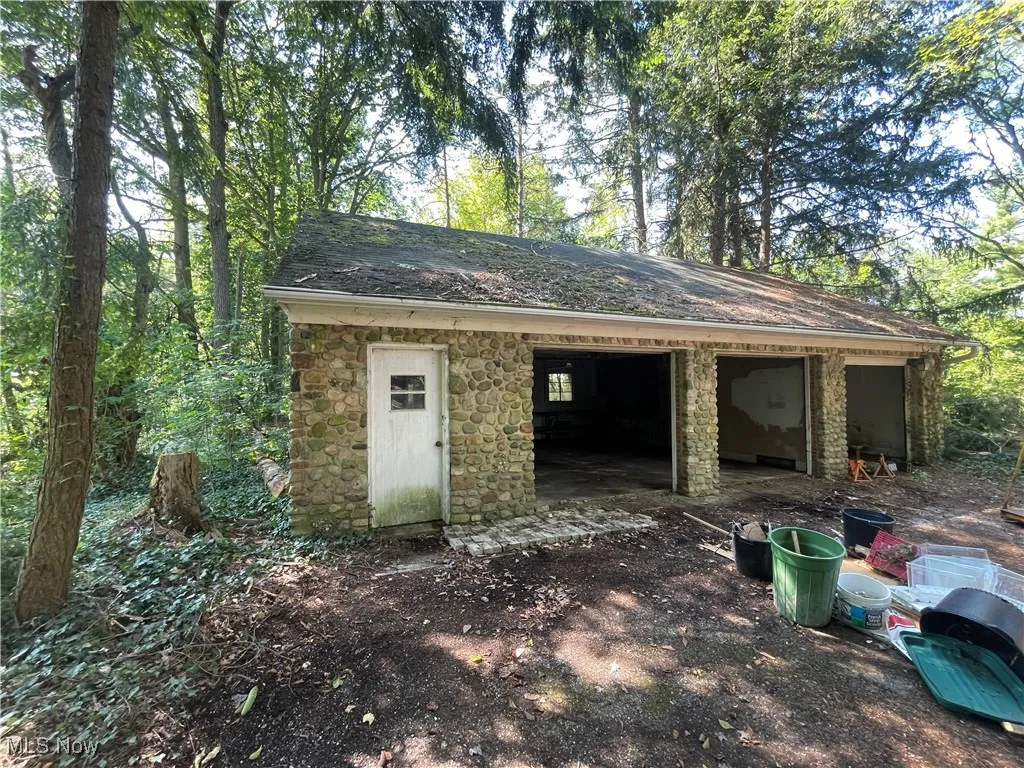 11976 Old State Road, Chardon, Ohio 44024,MLS Now Listing ID