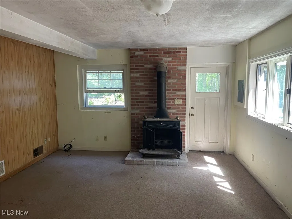 11976 Old State Road, Chardon, Ohio 44024,MLS Now Listing ID