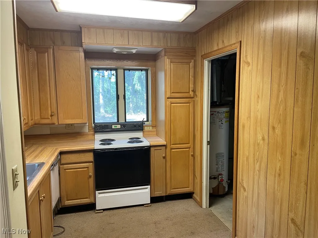 11976 Old State Road, Chardon, Ohio 44024,MLS Now Listing ID