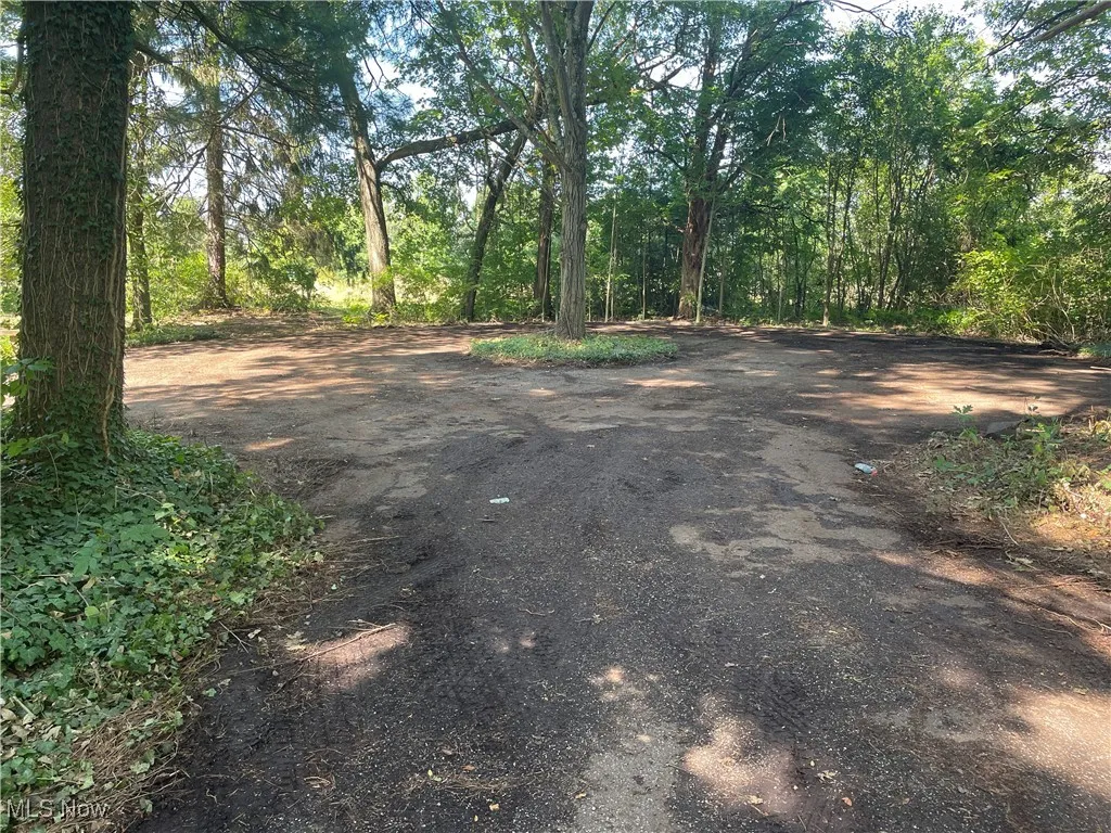 11976 Old State Road, Chardon, Ohio 44024,MLS Now Listing ID