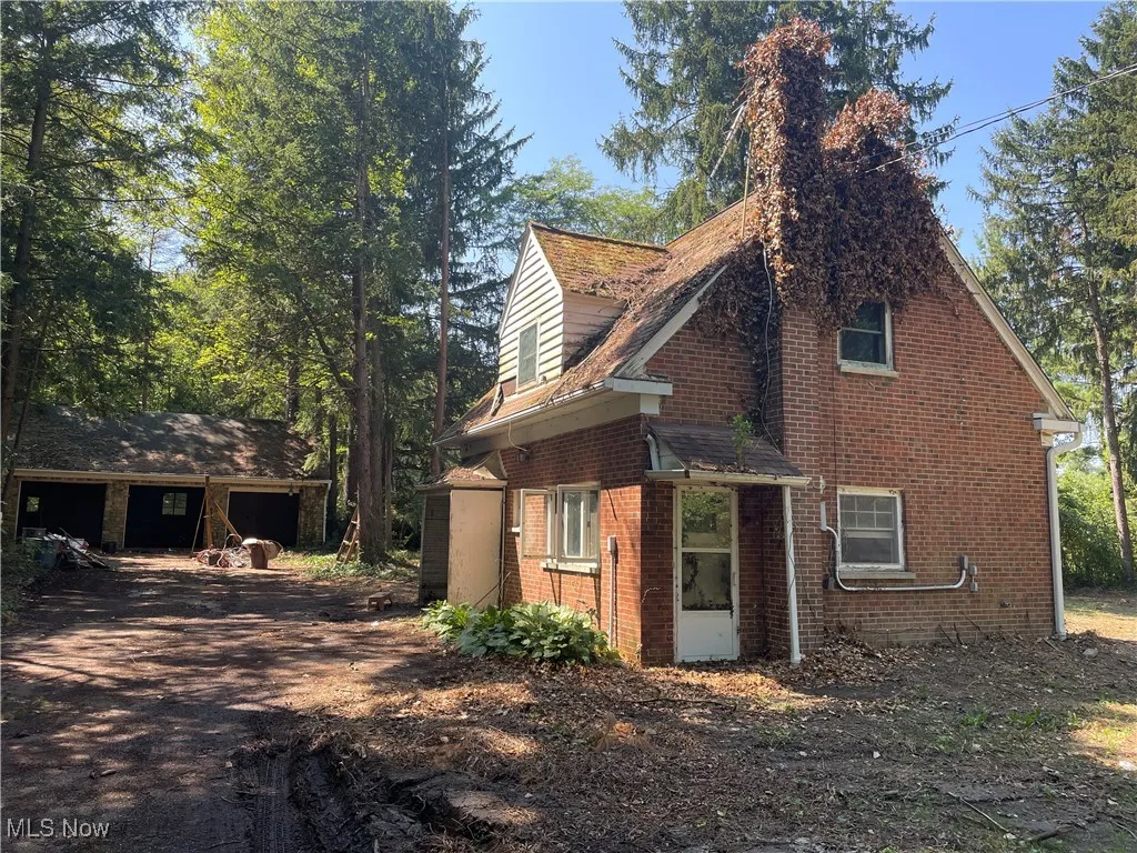 11976 Old State Road, Chardon, Ohio 44024,MLS Now Listing ID