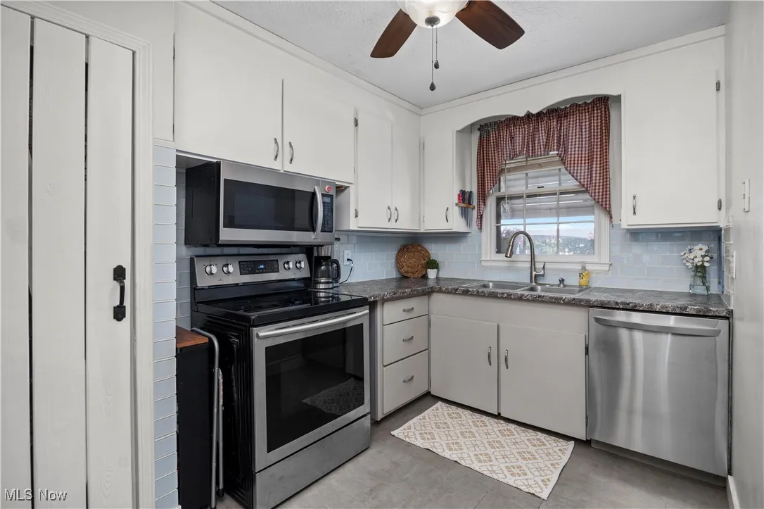 413 Nebraska Avenue, Lorain, Ohio 44052,MLS Now Listing ID