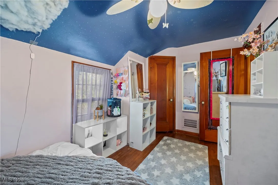 2nd floor BR #1