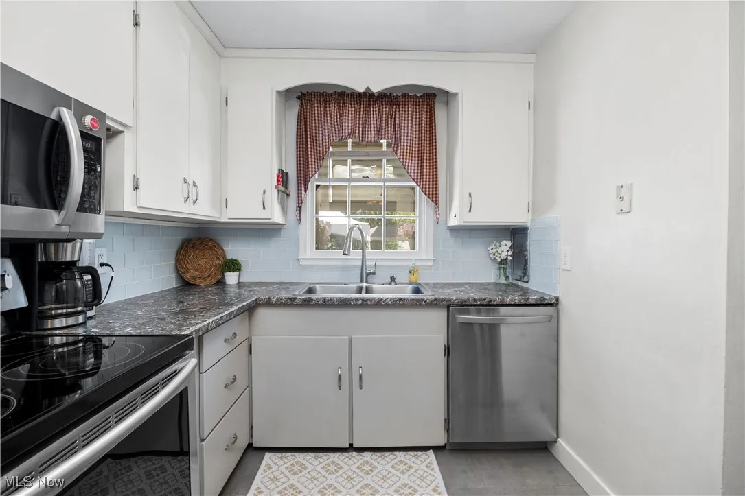 413 Nebraska Avenue, Lorain, Ohio 44052,MLS Now Listing ID