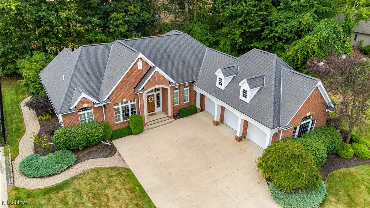 Aerial view of property and surrounding area